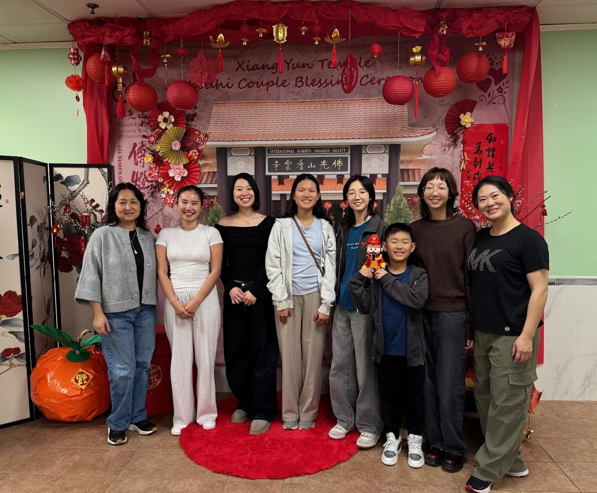 Warm English Dharma Gathering at Xiang Yun Temple on Valentine’s Day